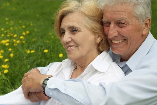 Due felice godere di unione con la natura — Foto Stock