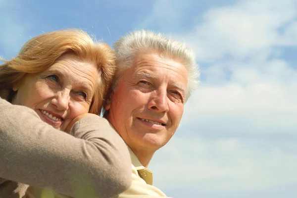 Older persons are enjoying the air — Stock Photo, Image