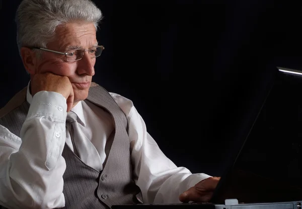 Tops old man in suit — Stock Photo, Image