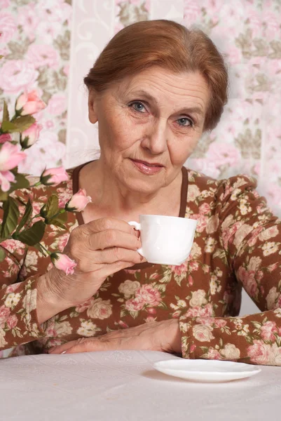 Honey older woman — Stock Photo, Image