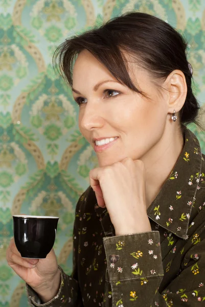 Caucasian beautiful woman sitting — Stock Photo, Image