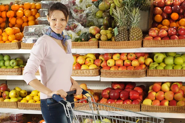 Nice woman in the store Royalty Free Stock Photos