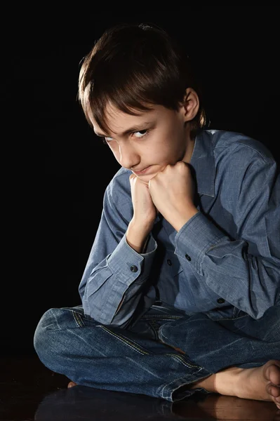 Niño melancólico — Foto de Stock