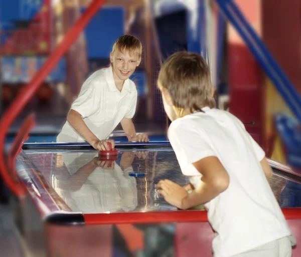 Deux jeunes frères — Photo