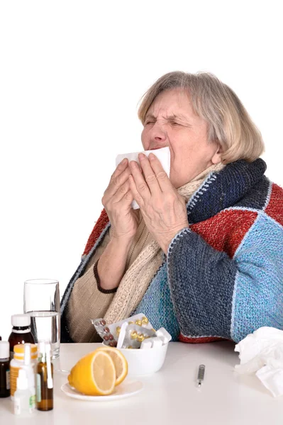 Ältere, kranke Frau — Stockfoto