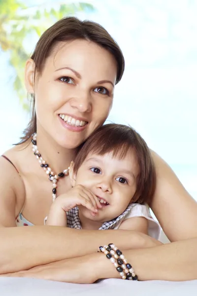 Mãe com seu bebê — Fotografia de Stock