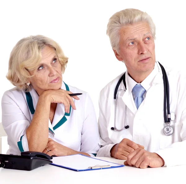 Retrato de dos médicos en el trabajo — Foto de Stock