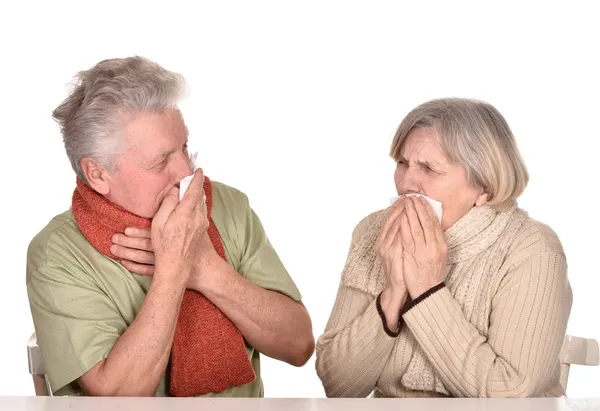 インフルエンザと病気高齢者のカップル — ストック写真