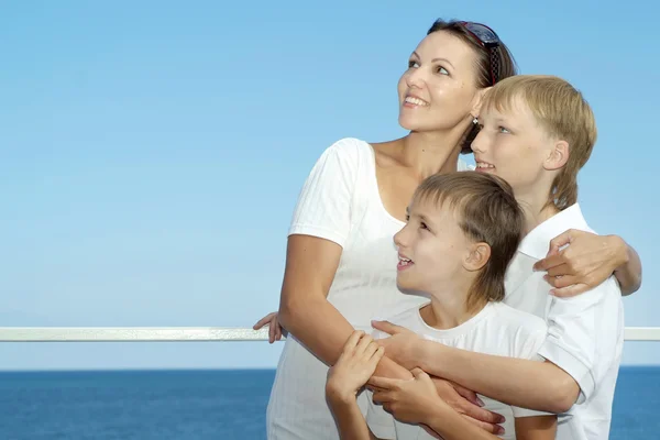 Mother with her children — Stock Photo, Image