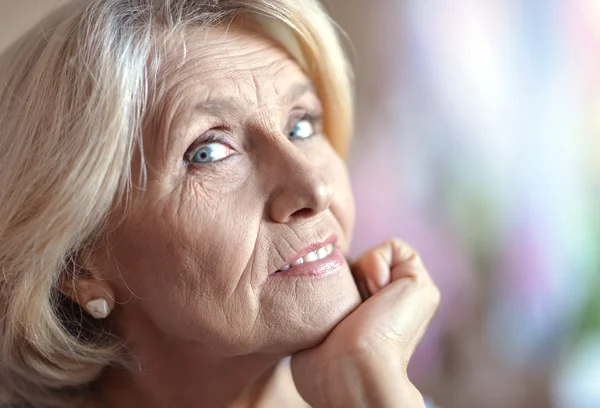 Portrait of a middle-aged woman — Stock Photo, Image