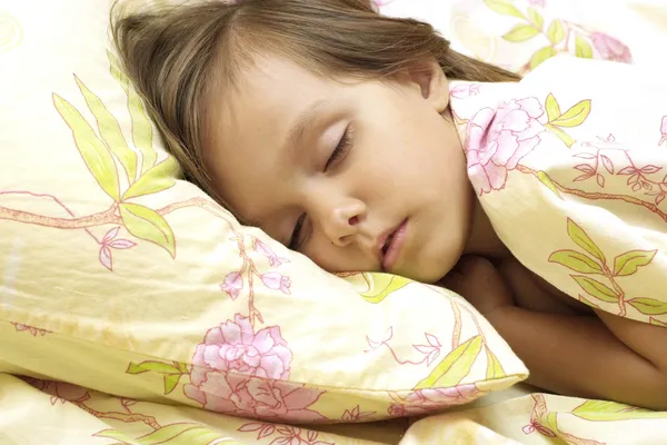Malá dívka spí — Stock fotografie