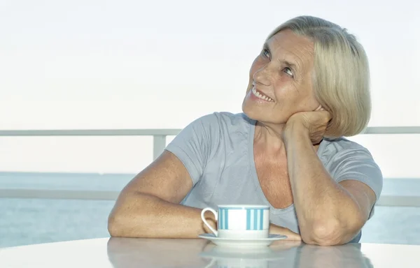 Senior woman relaxing — Stock Photo, Image