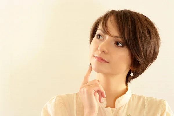 Portrait of a beautiful young girl standing — Stock Photo, Image