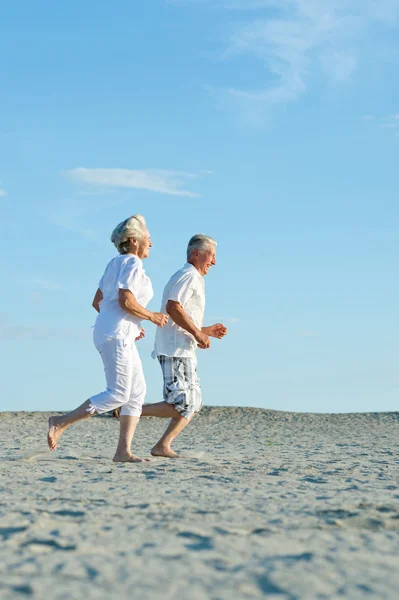 Loving elder couple — Stock Photo, Image