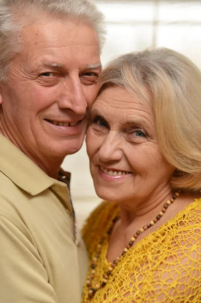 Beautiful elderly couple posing — Stock Photo, Image