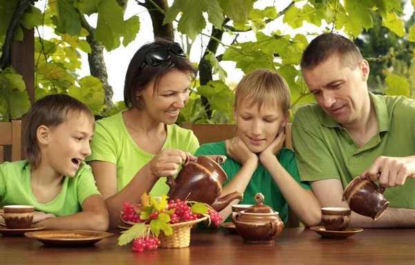 Happy parents and children — Stock Photo, Image