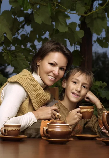 Feliz madre e hijo — Foto de Stock