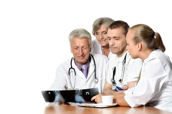 Staruszka i lekarzy — Zdjęcie stockowe