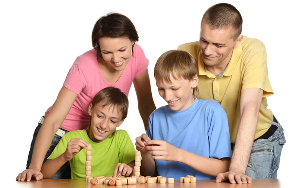 Familj spelar konstruktören — Stockfoto