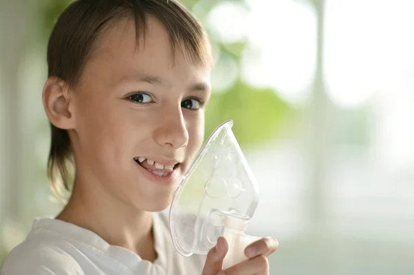 Zieke kleine jongen — Stockfoto