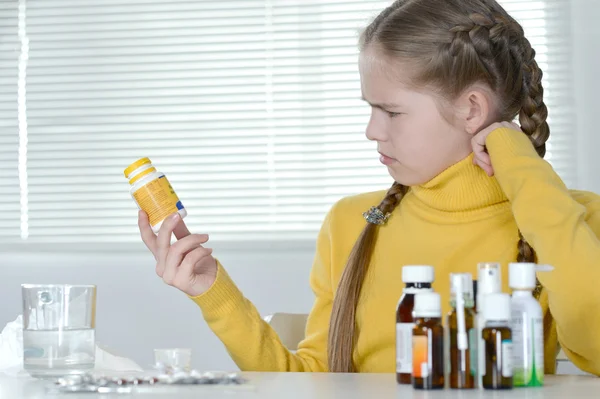 Girl in a yellow sweater — Stock Photo, Image