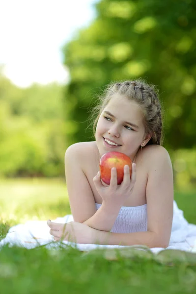 Cute young girl — Stock Photo, Image