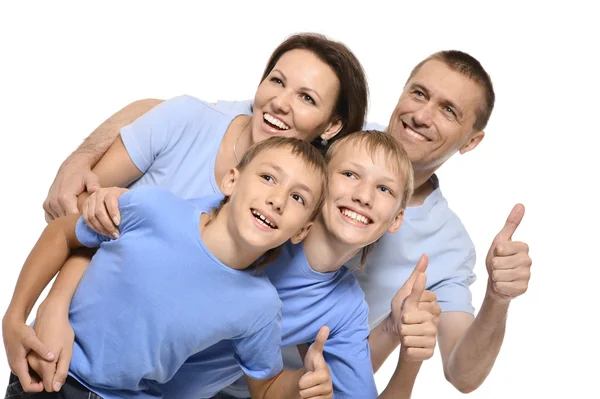 Веселая семья из четырех человек — стоковое фото