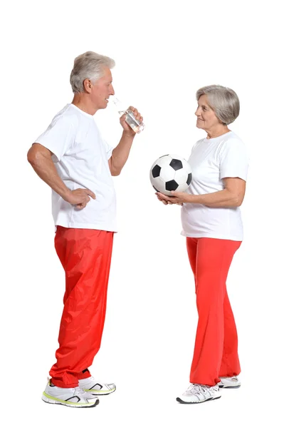 Pareja mayor con una pelota —  Fotos de Stock