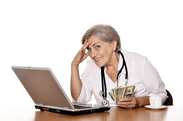 Positive elderly doctor — Stock Photo, Image