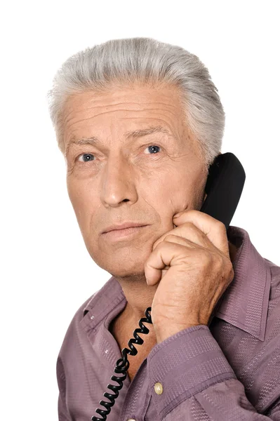 Starší muž mluví na telefonu — Stock fotografie