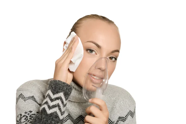 Chica con un inhalador —  Fotos de Stock