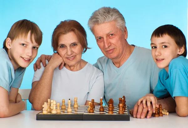 Wunderschöne Menschen, die eine gute Freizeit haben — Stockfoto