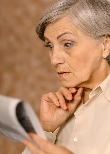 Portrait of aged woman — Stock Photo, Image