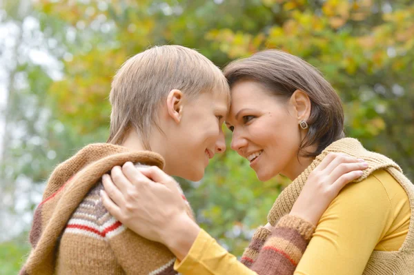 Mère et son fils — Photo