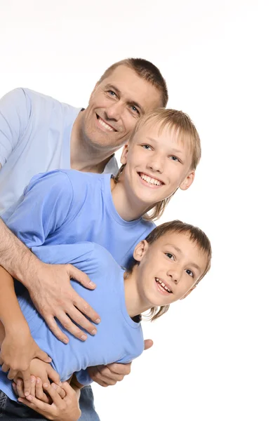 Смешной отец и два сына — стоковое фото