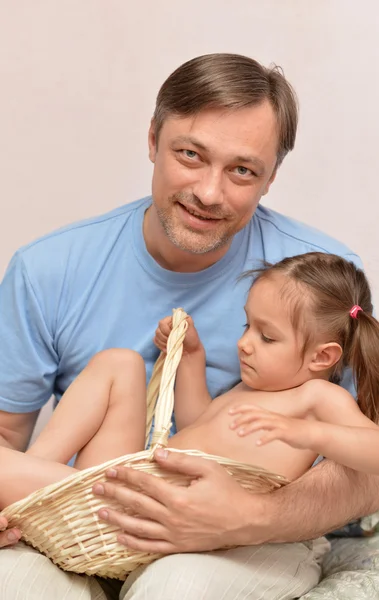 Girl with her father — Stock Photo, Image