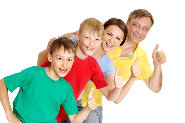 Hübsche Familie in bunten T-Shirts — Stockfoto