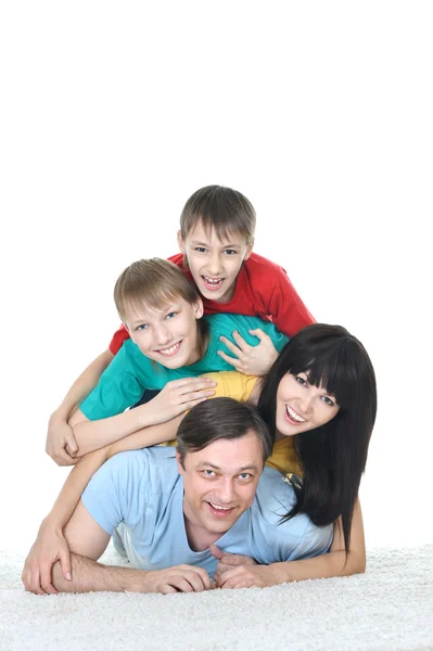 Rodina v barevných triček — Stock fotografie