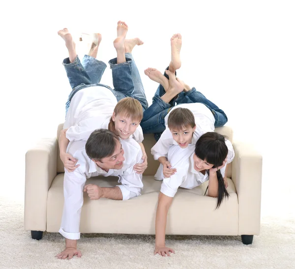 Porträt einer lustigen Familie — Stockfoto