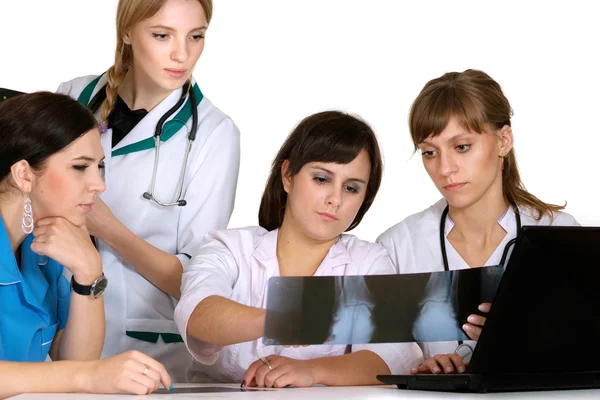 Fyra unga läkare — Stockfoto