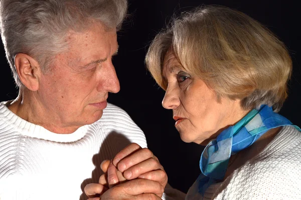 Retrato de una pareja de ancianos — Foto de Stock