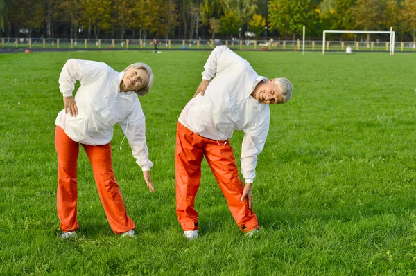 Convient aux couples âgés — Photo