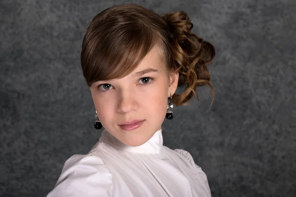 Portret dziewczyny ładna nastolatka — Zdjęcie stockowe