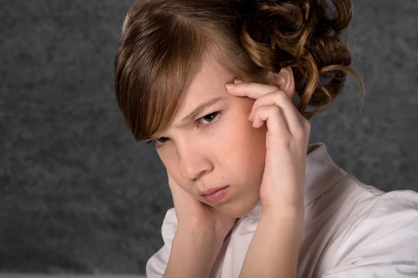 Portrait of a pretty teenager girl — Stock Photo, Image