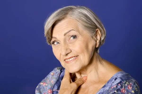 Mujer anciana sonriente — Foto de Stock