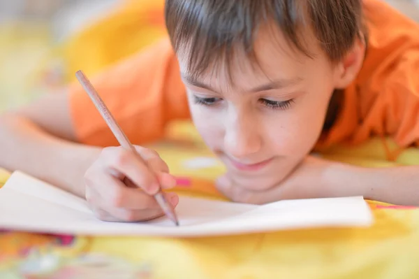 Pequeno menino desenho imagem — Fotografia de Stock