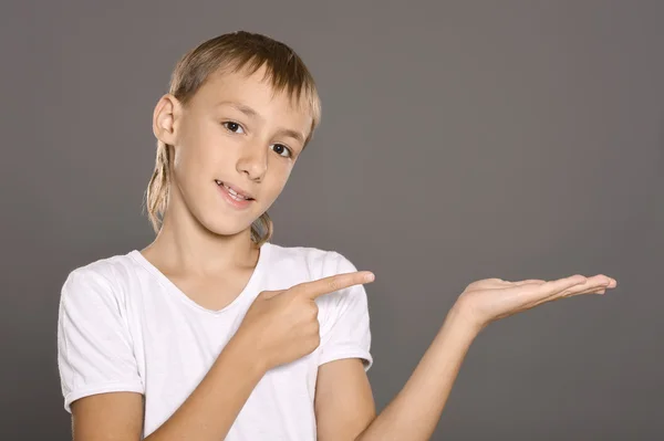 Lachende tiener — Stockfoto