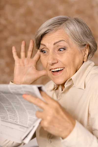 Happily surprised woman — Stock Photo, Image