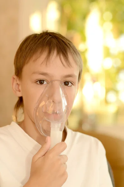 Zieke kleine jongen — Stockfoto