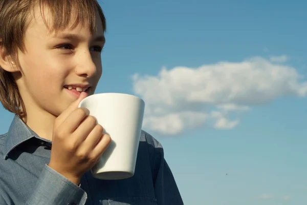 Cool human on the nature — Stock Photo, Image